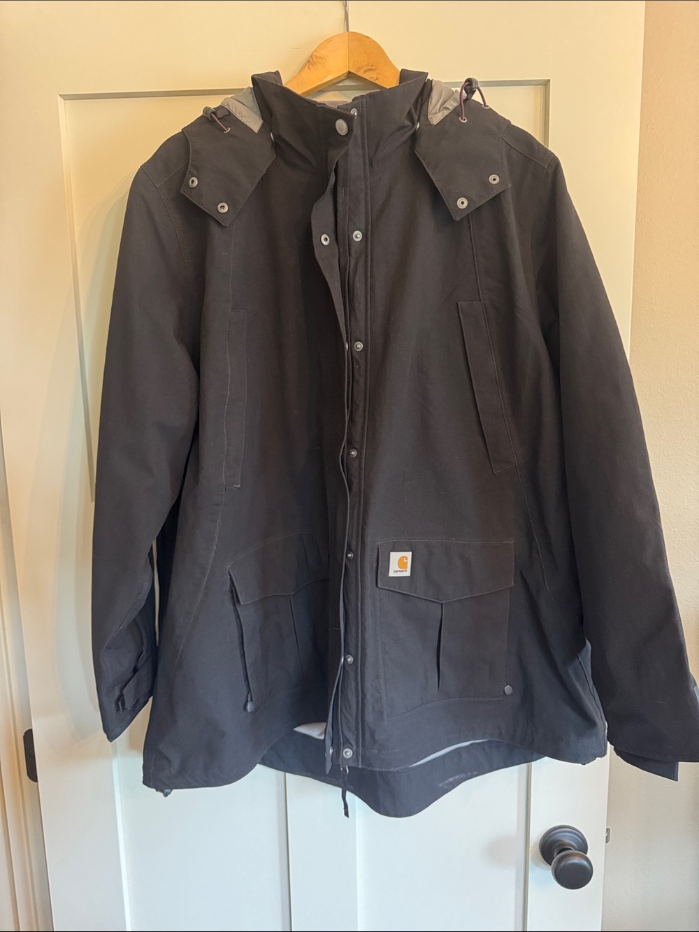 Carhartt women’s black jacket